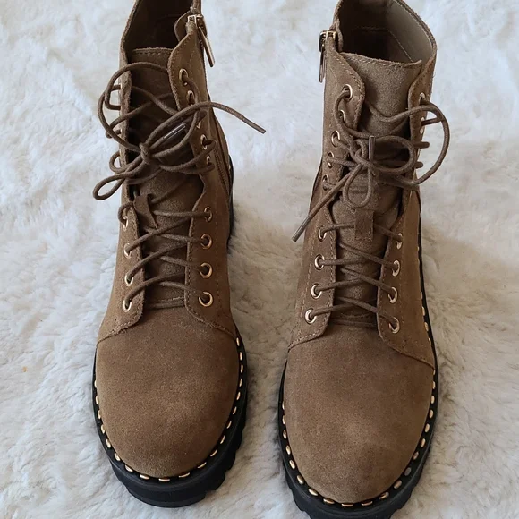 Nwot Vince Camuto Boots - Picture 2 of 10